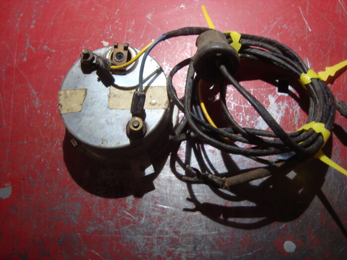 AMC AMX 1968 tachometer. - Image 5