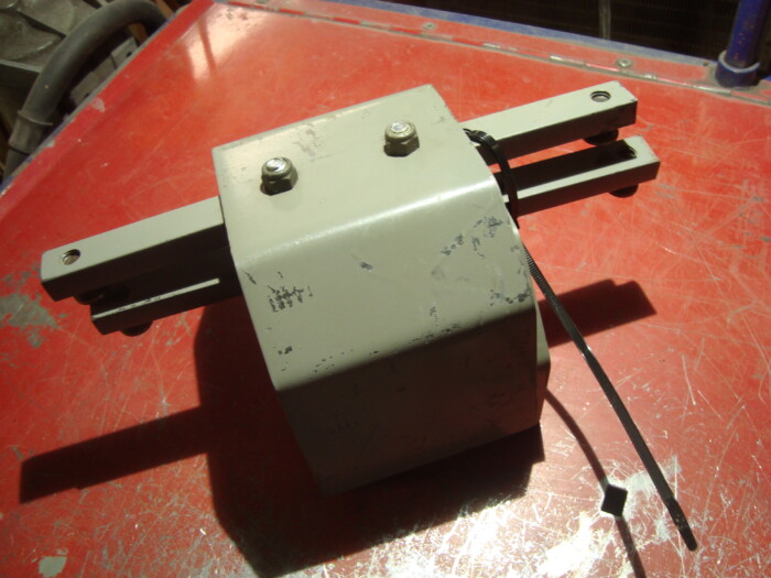 AMC trunnion suspension spring retaining tool.