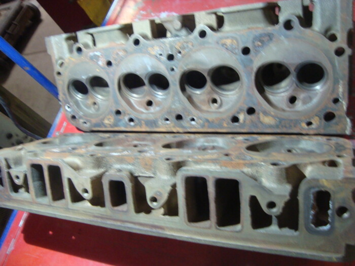 AMC AMX Javelin & others 1970 50.60 cc core heads. Cleaned and maged good. - Image 6